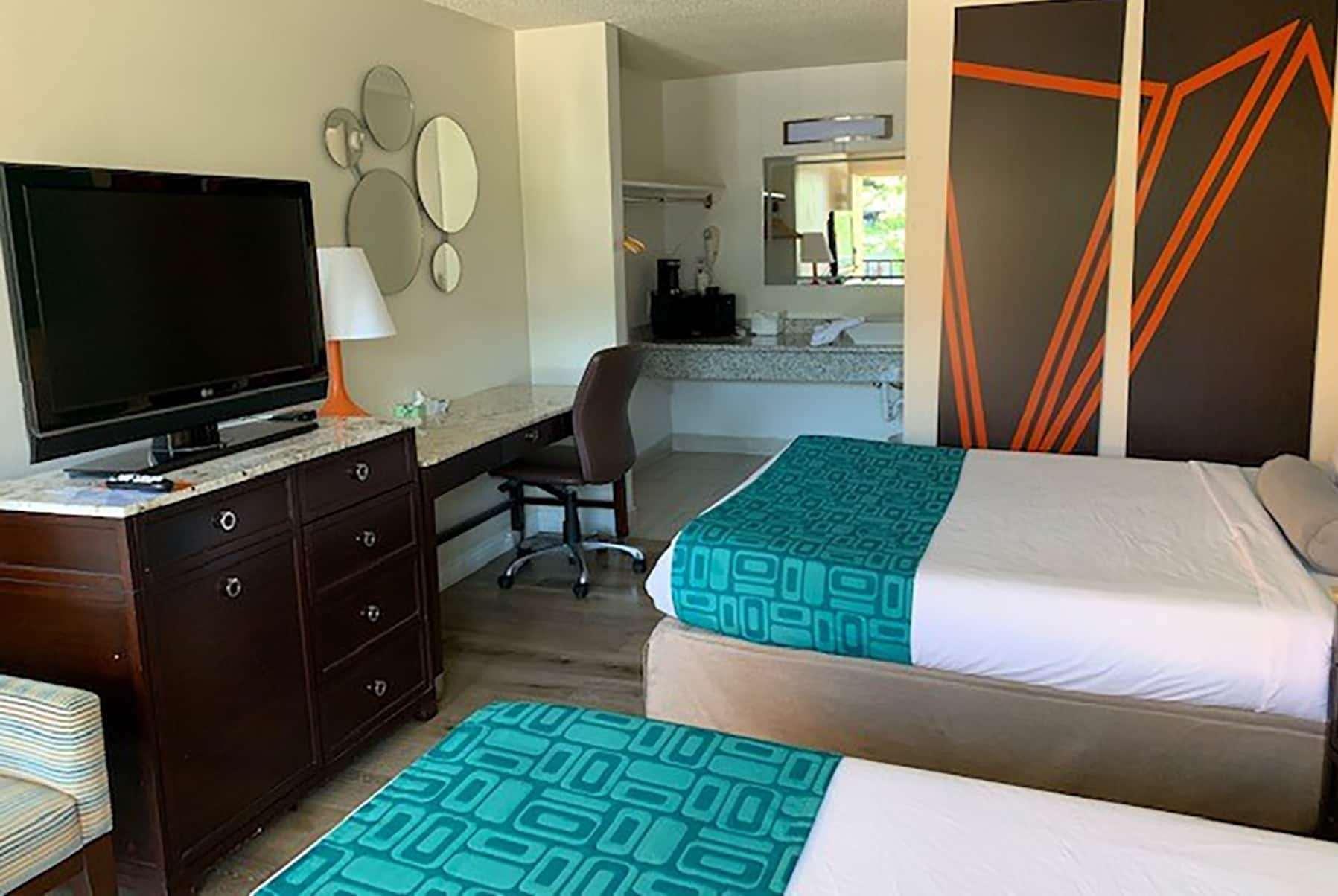 Howard Johnson By Wyndham Downtown Рино Экстерьер фото