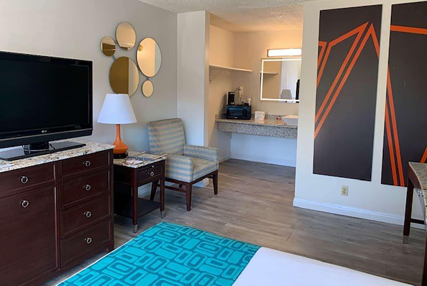 Howard Johnson By Wyndham Downtown Рино Экстерьер фото